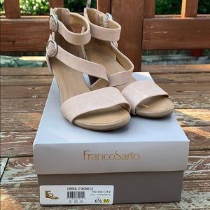 Franco Sarto Derek sandals Light Bone